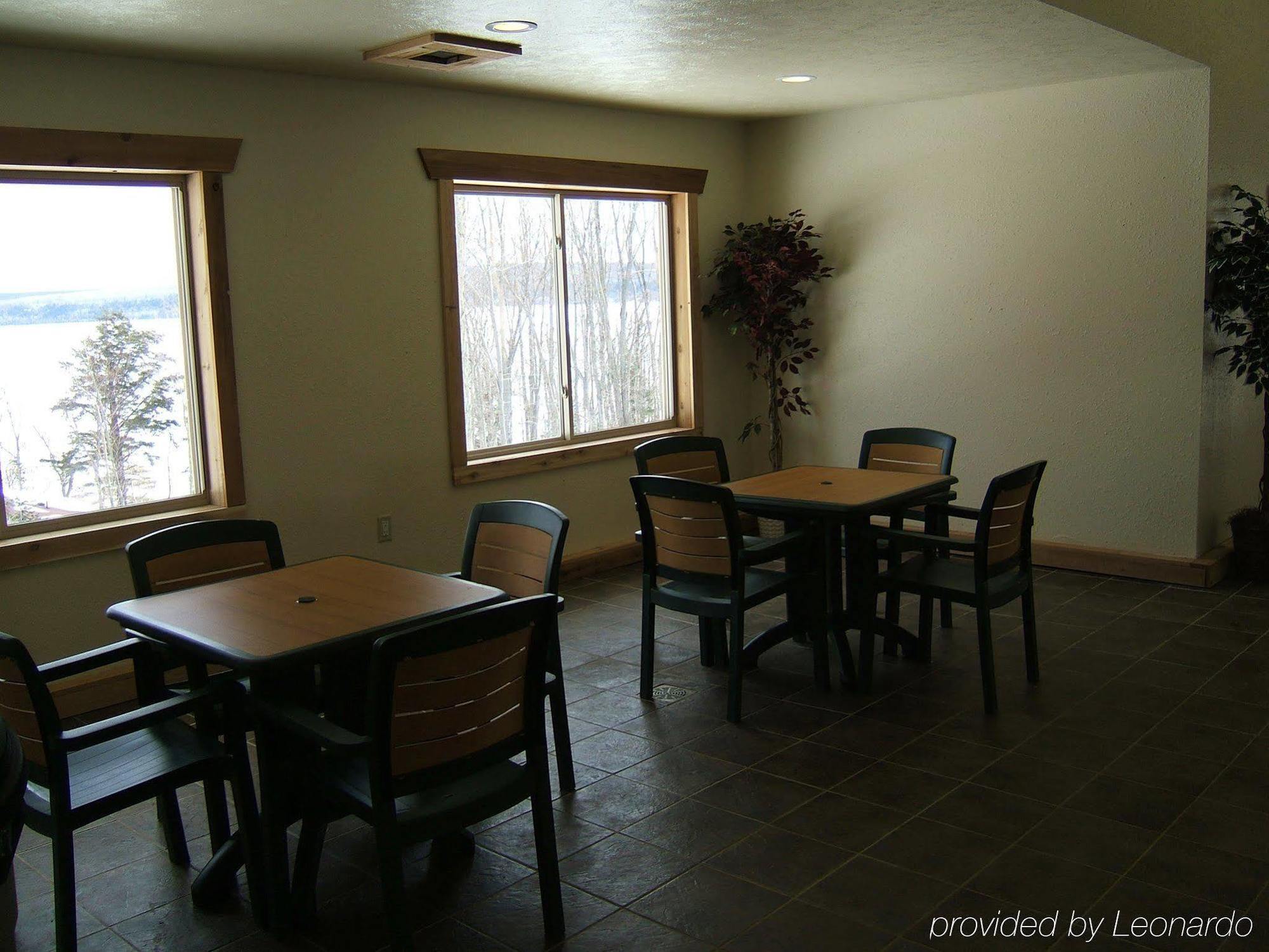 Holiday Inn Express Munising-Lakeview, An Ihg Hotel Restaurante foto